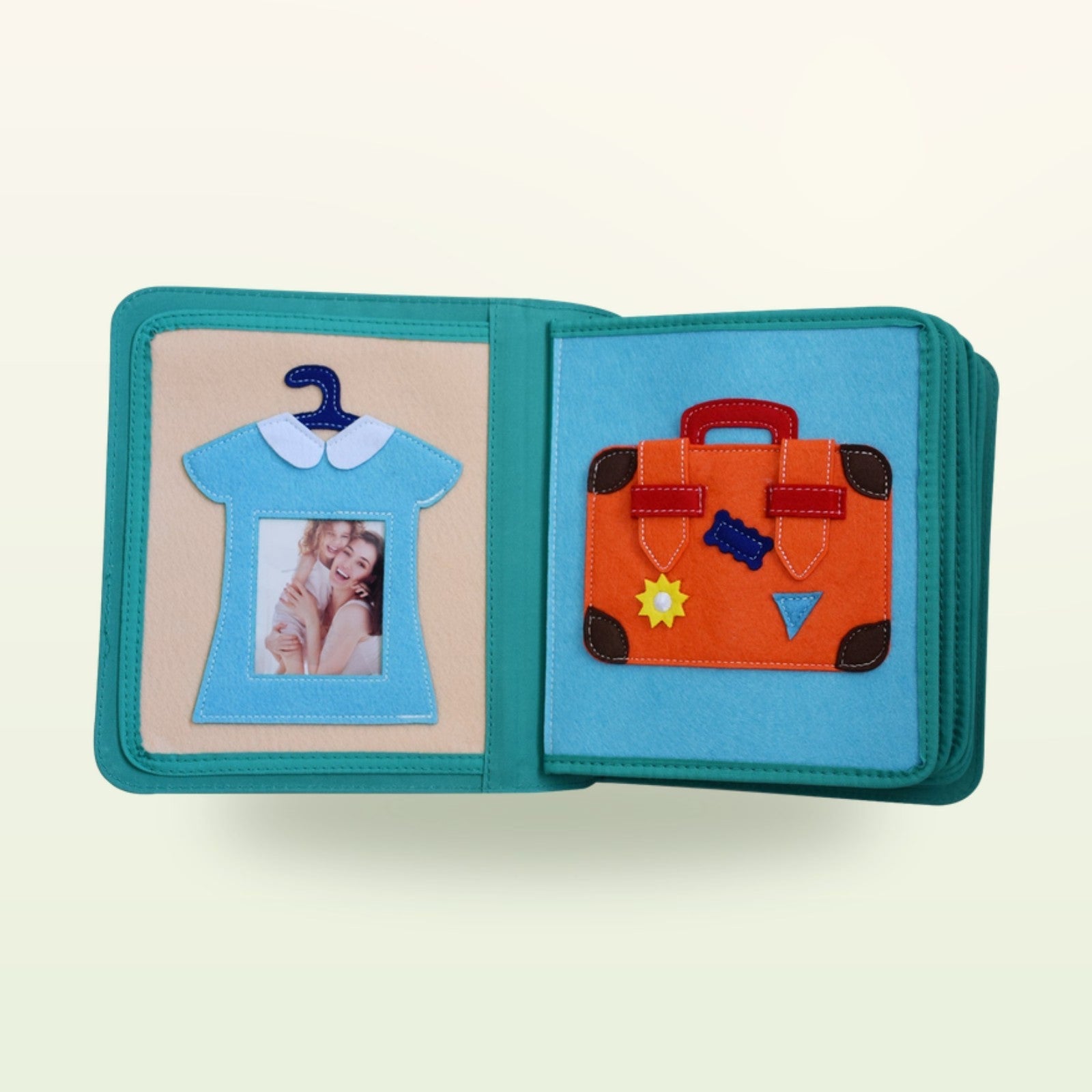 My First Book Kleiderschrank (grün) + Rucksack Set